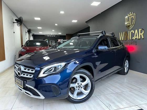 MERCEDES-BENZ GLA 200 1.6 CGI FLEX ADVANCE 7G-DCT